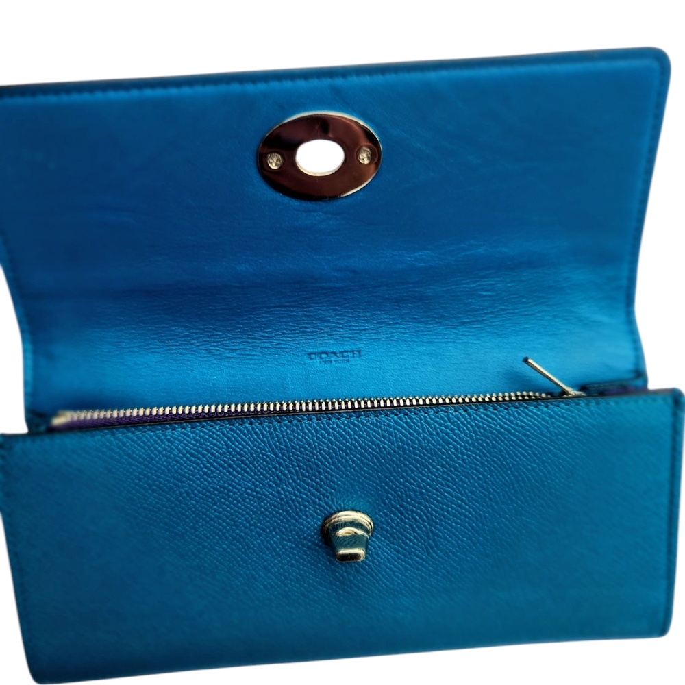 Coach Wallet - Picture 2 of 9